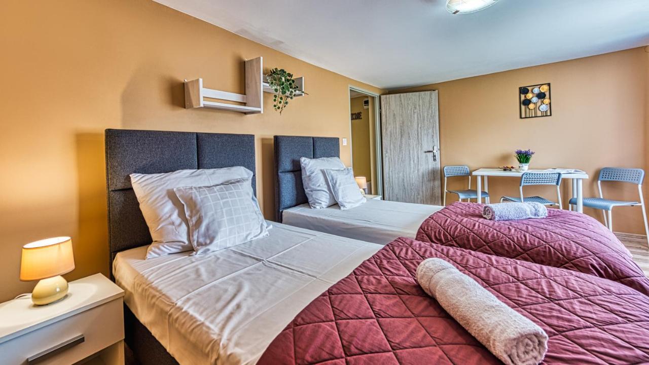 Maja Pokoje Z Widokiem Kameralna Agroturystyka Na Pogorzu Izerskim Z Sauna I Jacuzzi (Adults Only) Mirsk Экстерьер фото