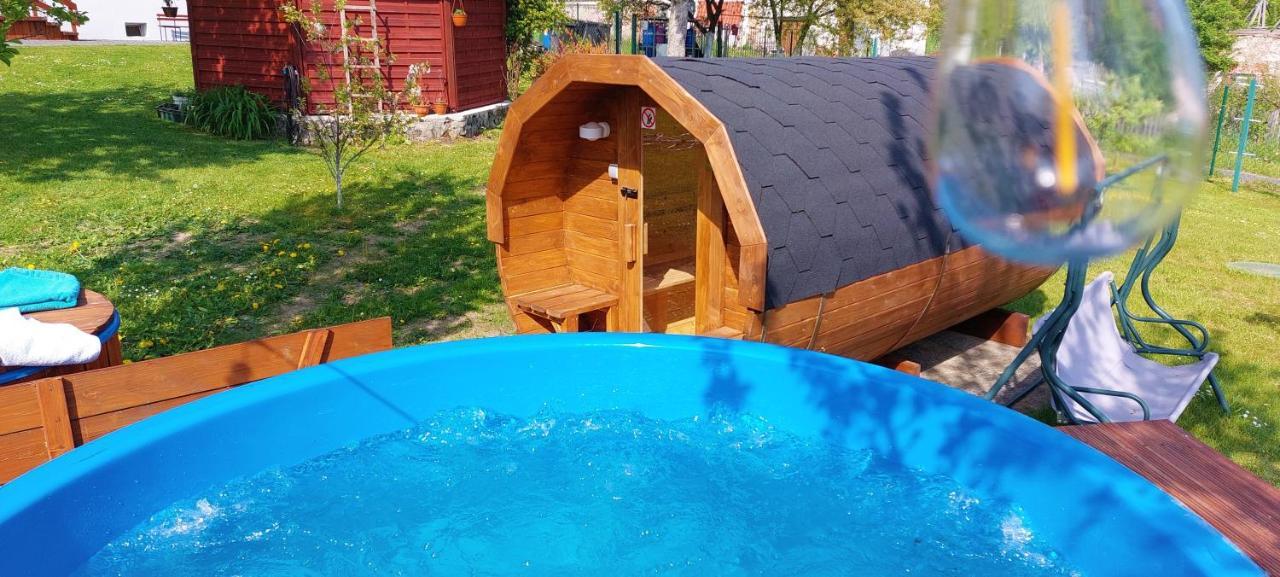 Maja Pokoje Z Widokiem Kameralna Agroturystyka Na Pogorzu Izerskim Z Sauna I Jacuzzi (Adults Only) Mirsk Экстерьер фото