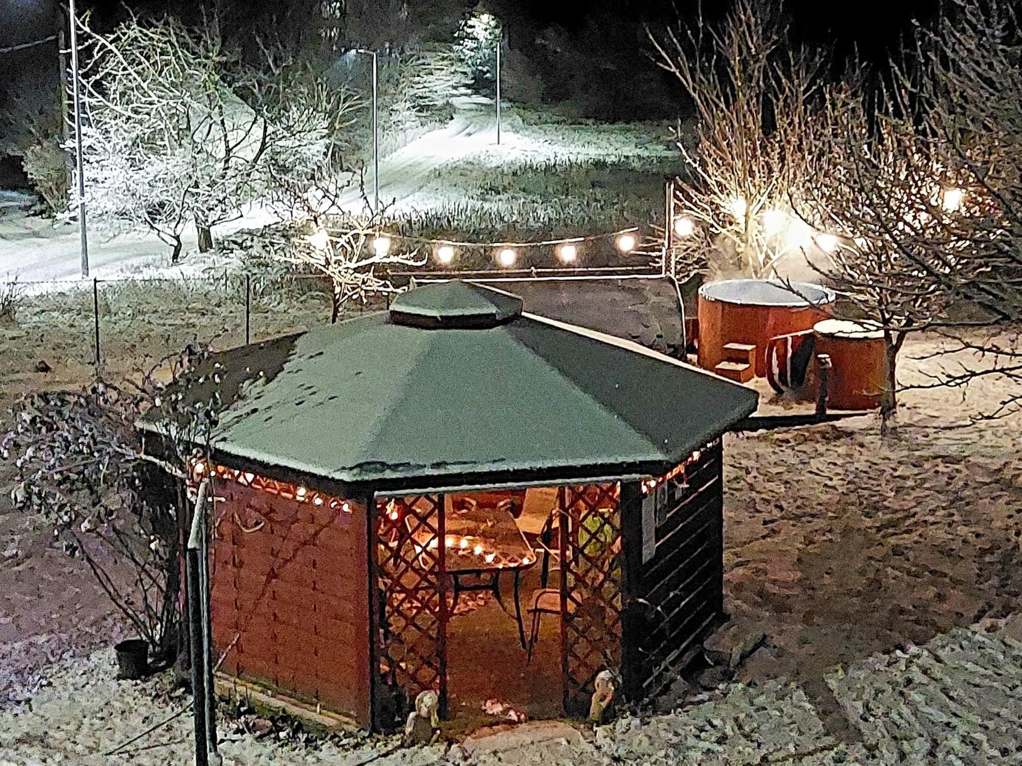 Maja Pokoje Z Widokiem Kameralna Agroturystyka Na Pogorzu Izerskim Z Sauna I Jacuzzi (Adults Only) Mirsk Экстерьер фото