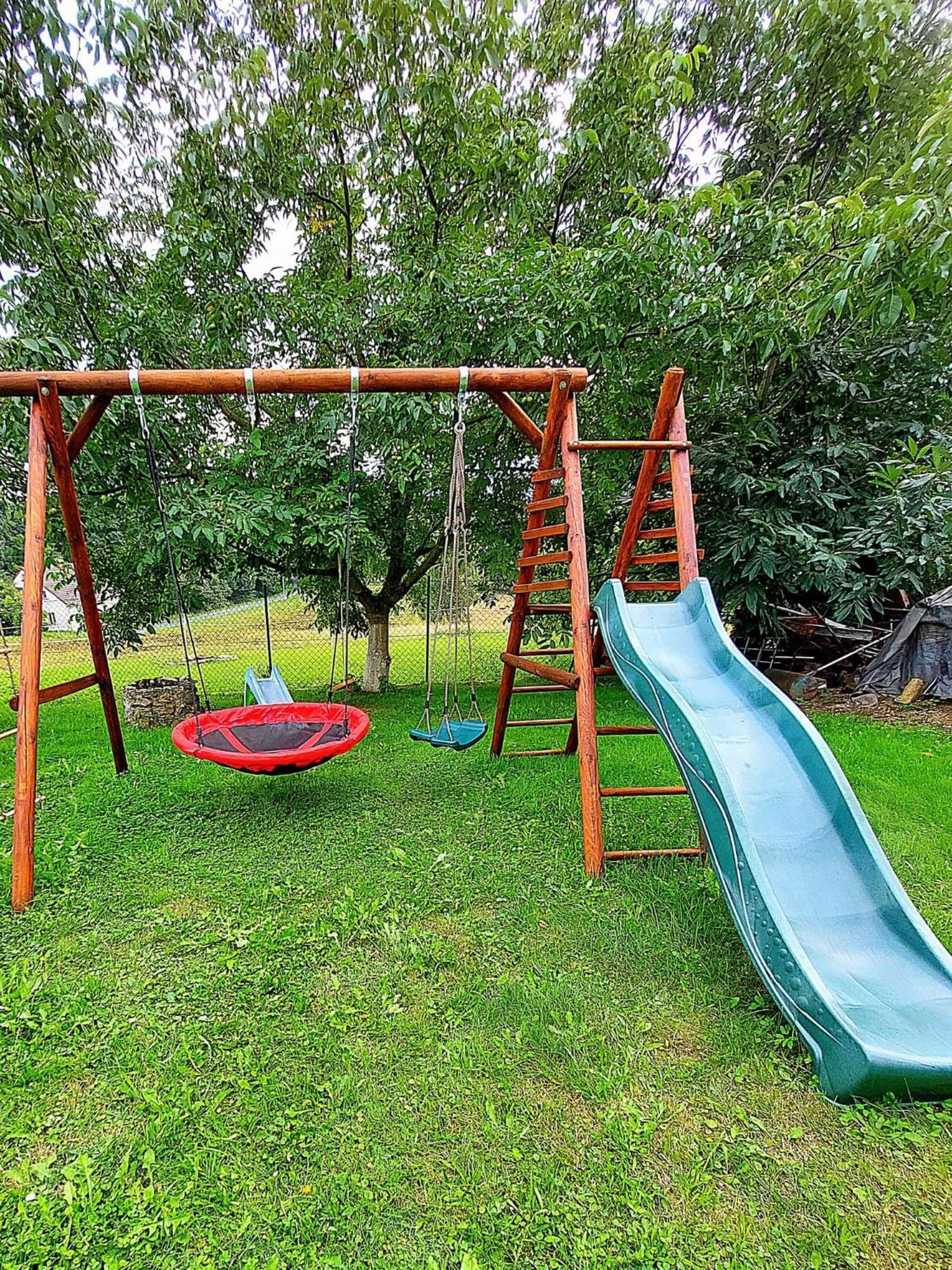 Maja Pokoje Z Widokiem Kameralna Agroturystyka Na Pogorzu Izerskim Z Sauna I Jacuzzi (Adults Only) Mirsk Экстерьер фото